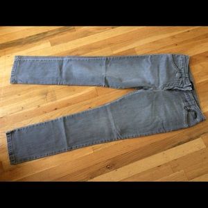 New rosner jeans with zippered pockets